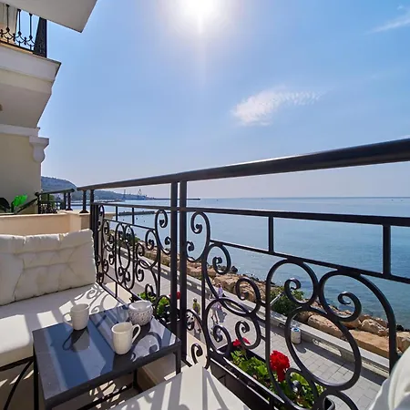 Emma Complex Carpe Diem Balchik