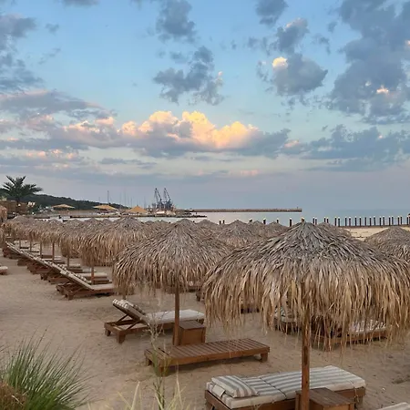 Emma Complex Carpe Diem Lejlighed